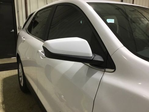 Used 2021 Chevrolet Equinox LT image 21