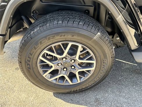 Used 2024 Jeep Wrangler Sahara w/ Safety Group image 18