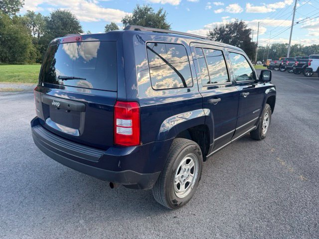 Used 2015 Jeep Patriot Sport AWD/4WD image 4