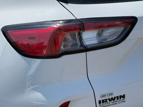 Used 2022 Ford Escape SE AWD/4WD image 24