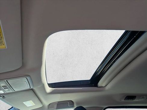 Used 2025 Honda Odyssey EX-L image 16
