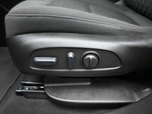 Used 2022 Chevrolet Blazer LT image 13