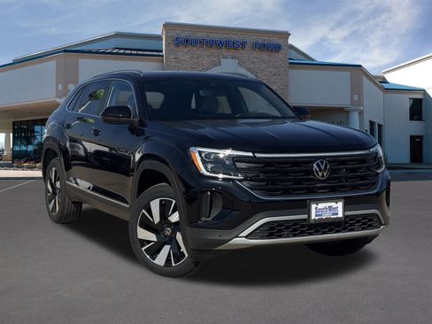 Used 2025 Volkswagen Atlas Cross Sport SEL image 1