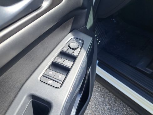 Certified 2023 Nissan Pathfinder S FWD image 20