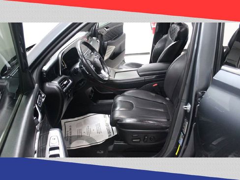Used 2021 Hyundai Palisade Calligraphy image 11