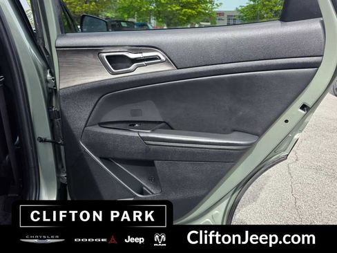 Used 2024 Kia Sportage X-Line AWD/4WD image 13