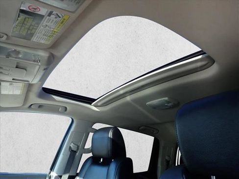 Used 2017 Toyota Tundra Limited w/ Limited Premium Package image 13