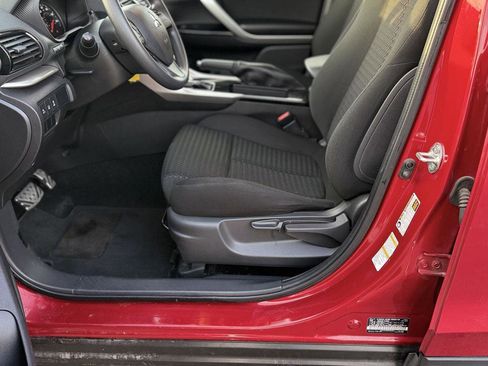 Used 2023 Mitsubishi Eclipse Cross LE image 16