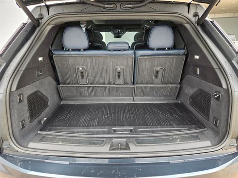 Used 2026 Cadillac Escalade IQ Luxury 2 w/ LPO, Floor Liner Package AWD/4WD image 33
