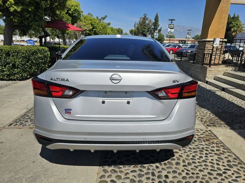 Used 2023 Nissan Altima 2.5 SV FWD image 6