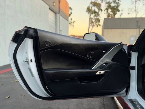 Used 2016 Chevrolet Corvette Stingray Coupe w/ 3LT Preferred Equipment Group image 19