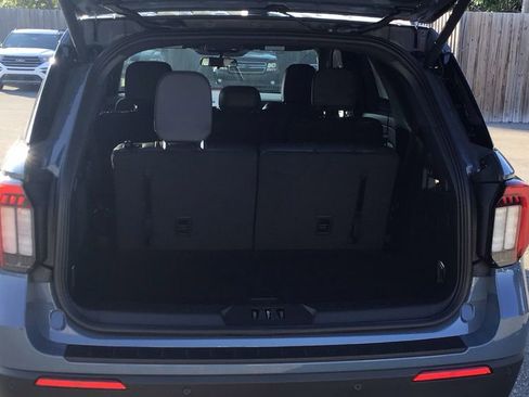 Used 2026 Ford Explorer ST-Line image 9