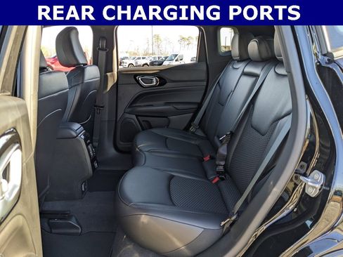 New 2026 Jeep Compass Latitude image 13