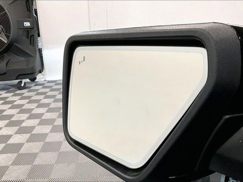 Used 2023 Ford F150 Lariat w/ Equipment Group 502A High image 32