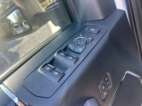 Used 2021 Ford F250 Platinum w/ FX4 Off-Road Package AWD/4WD image 11