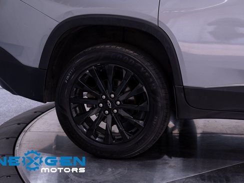 Used 2023 Chevrolet Traverse RS w/ LPO, Floor Liner Package AWD/4WD image 58