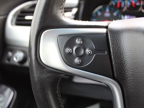 Used 2017 GMC Yukon SLE w/ SLE Value Package image 19