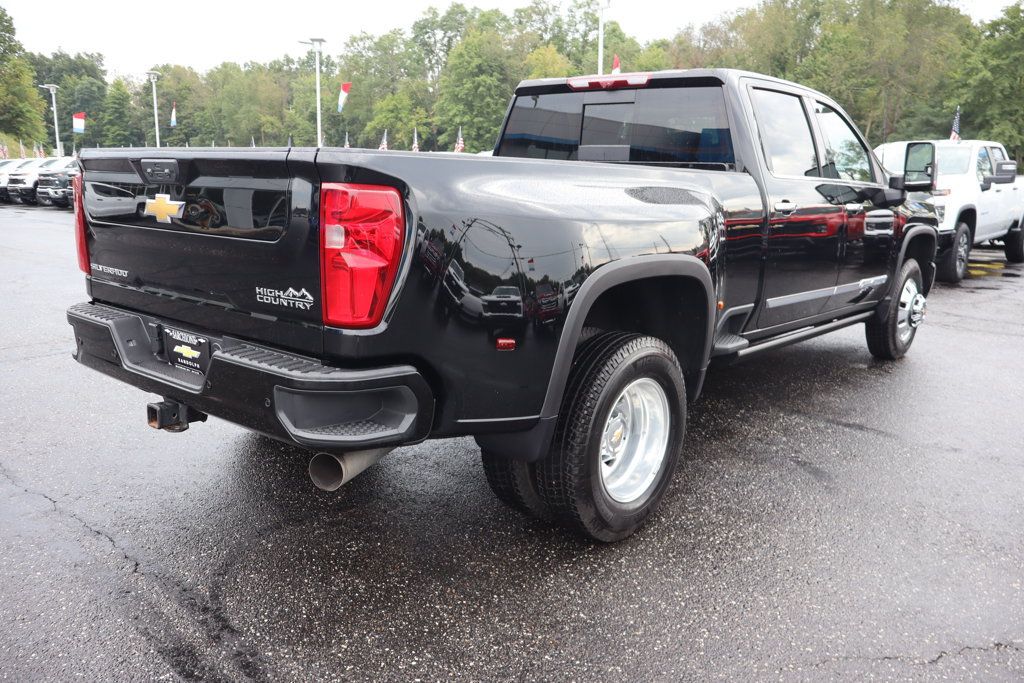 Used 2025 Chevrolet Silverado 3500 High Country w/ High Country Premium Package AWD/4WD image 32