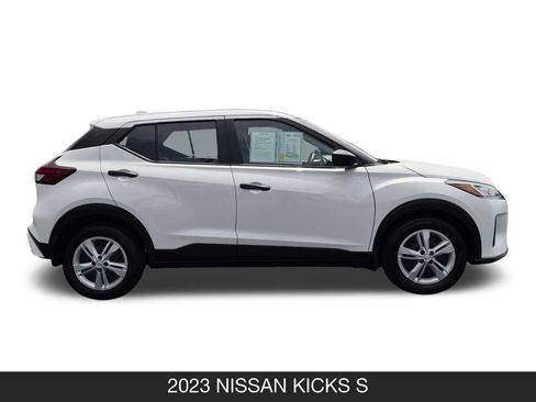 Used 2023 Nissan Kicks S FWD image 6