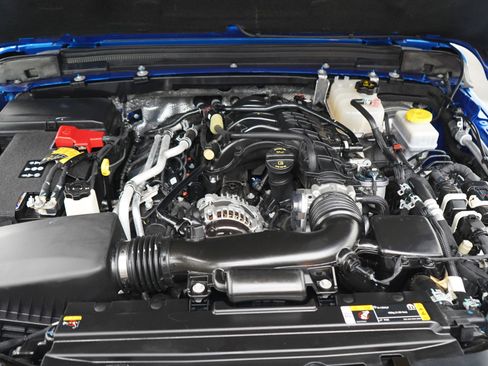 Used 2024 Jeep Wrangler Unlimited Rubicon w/ Technology Group AWD/4WD image 31