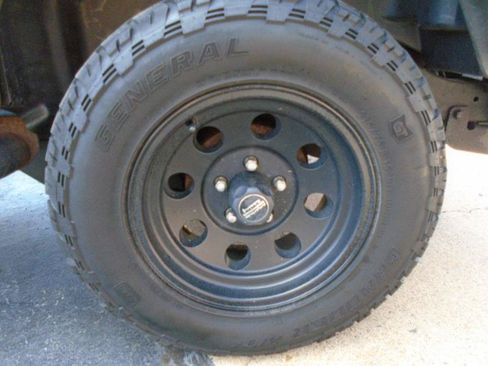 Used 2006 Jeep Wrangler X AWD/4WD image 16