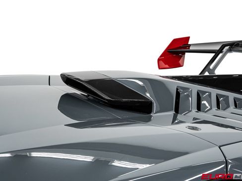 Used 2023 Lamborghini Huracan STO RWD image 18