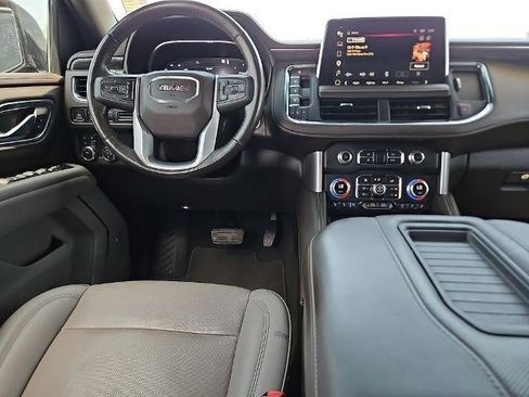 Used 2022 GMC Yukon SLT w/ SLT Luxury Package AWD/4WD image 18