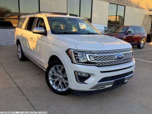 Used 2019 Ford Expedition Max Platinum image 4