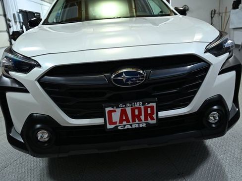 Used 2025 Subaru Outback Premium AWD/4WD image 20