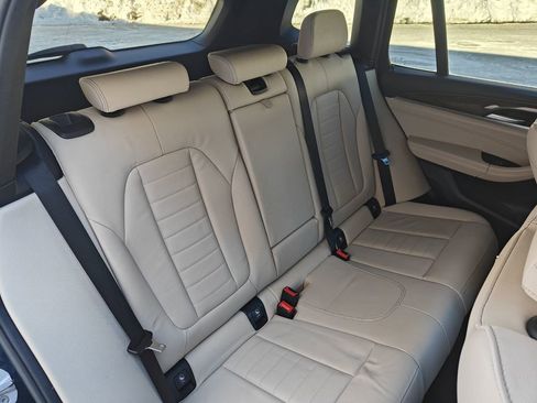 Used 2019 BMW X3 xDrive30i w/ Convenience Package image 16