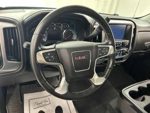 Used 2019 GMC Sierra 1500 SLE w/ Black Pack AWD/4WD image 4