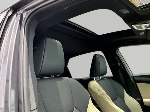 Used 2024 Lexus NX 250 FWD image 14