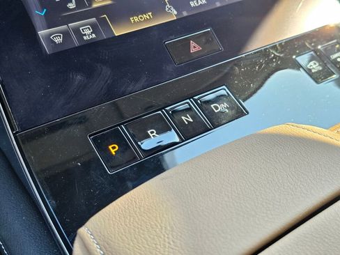 Used 2025 INFINITI QX80 Sensory w/ Exterior Package AWD/4WD image 37