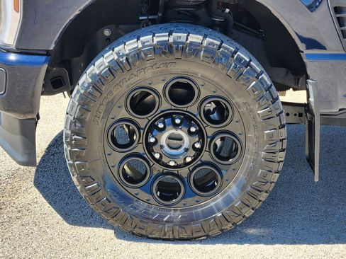 Used 2024 Ford F350 Lariat w/ Black Appearance Package image 10