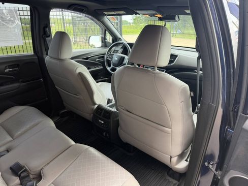 Used 2021 Honda Passport Touring image 14