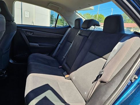 Used 2017 Toyota Corolla LE FWD image 15