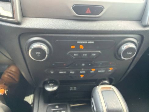 Used 2019 Ford Ranger XLT w/ Equipment Group 301A Mid AWD/4WD image 12