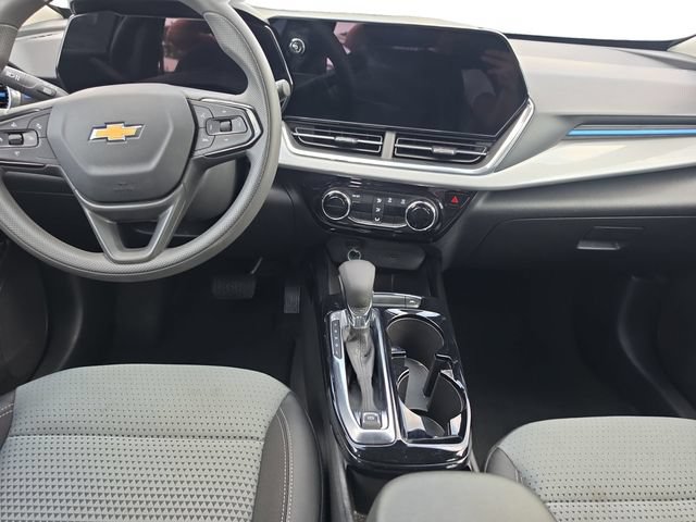 Used 2026 Chevrolet Trax LT FWD image 13