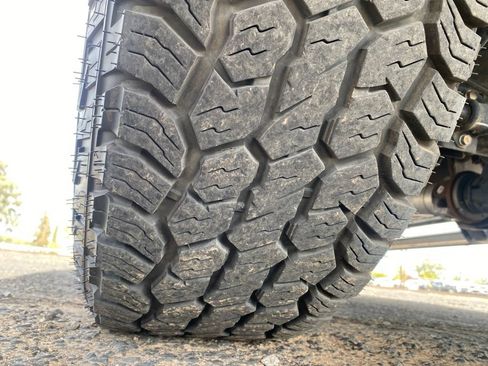 Used 2024 RAM 2500 Big Horn AWD/4WD image 22