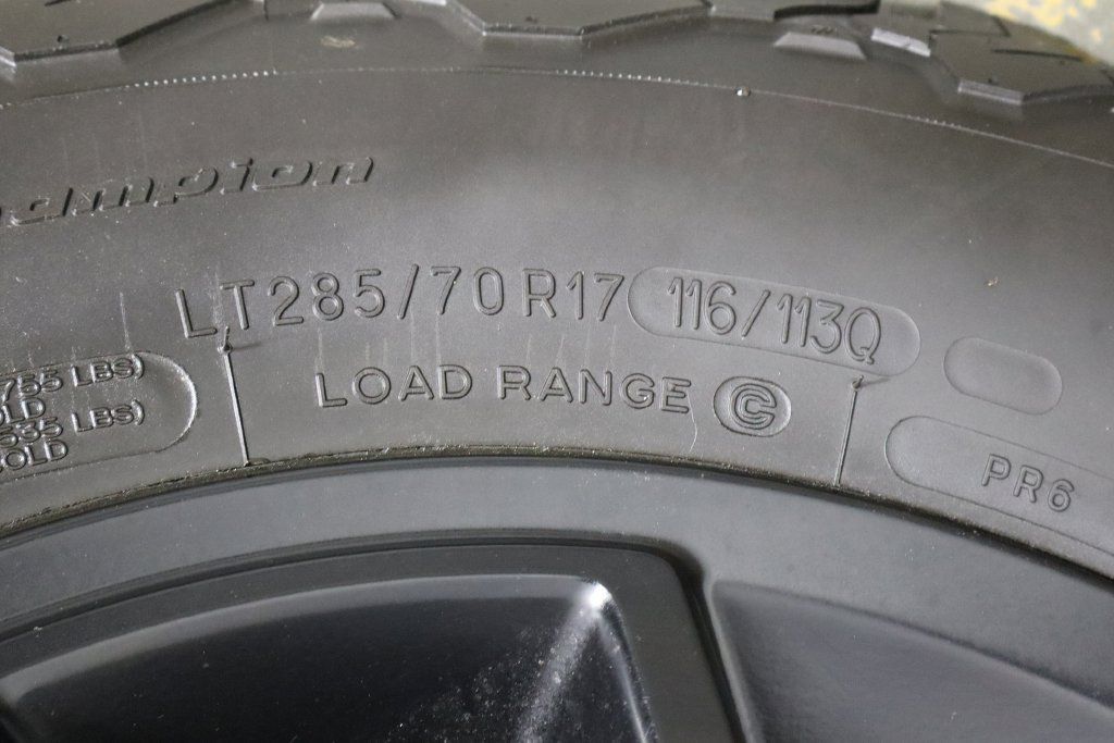 Used 2024 Jeep Wrangler Unlimited AWD/4WD image 47