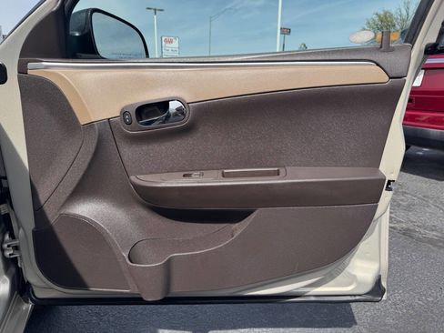 Used 2012 Chevrolet Malibu LS image 19