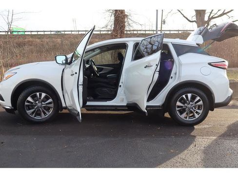 Used 2017 Nissan Murano S w/ Navigation Package image 23