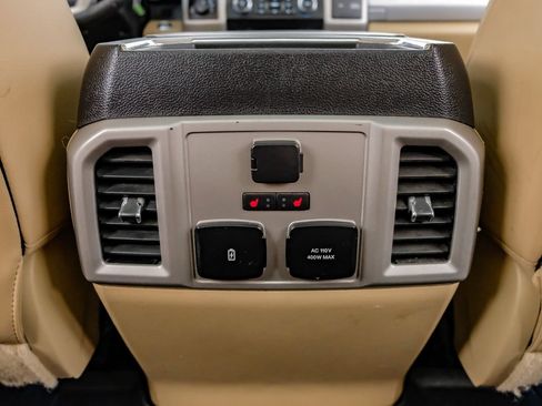 Used 2019 Ford F250 Lariat w/ Lariat Ultimate Package AWD/4WD image 36