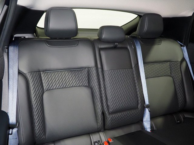 Used 2026 Nissan Leaf Platinum+ w/ Cargo Package (Platinum+) FWD image 17