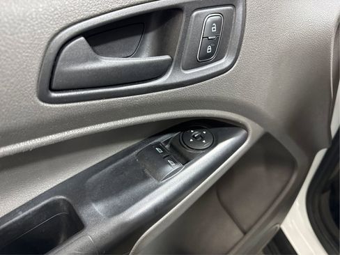 Used 2022 Ford Transit Connect XL image 21