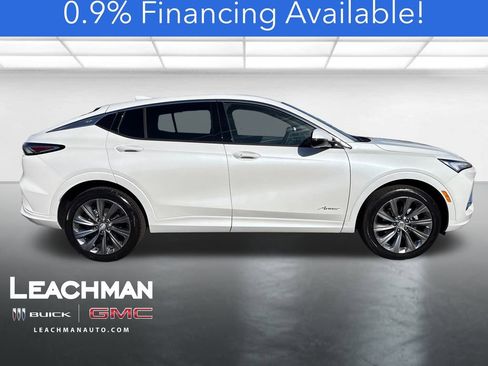 New 2026 Buick Envista Avenir image 2