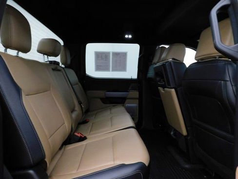Used 2025 Ford F450 Lariat image 33