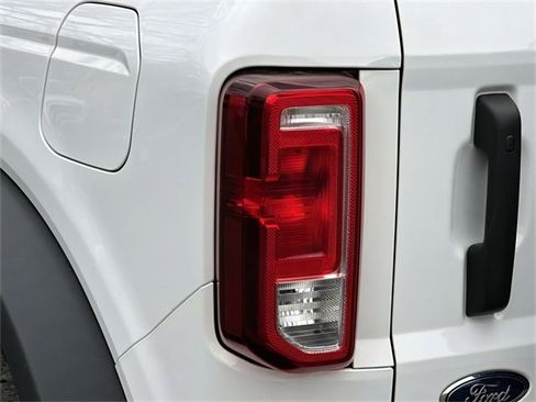 Used 2023 Ford Bronco Big Bend image 6