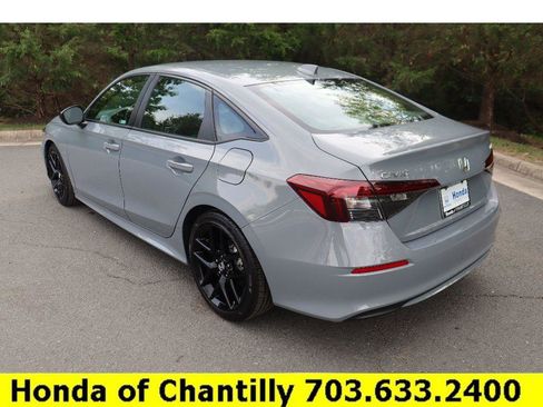 Used 2025 Honda Civic Sport image 5