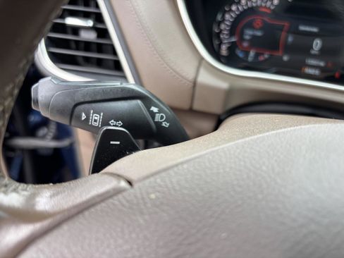 Used 2017 Lincoln MKX Reserve w/ Driver Assistance Package image 31